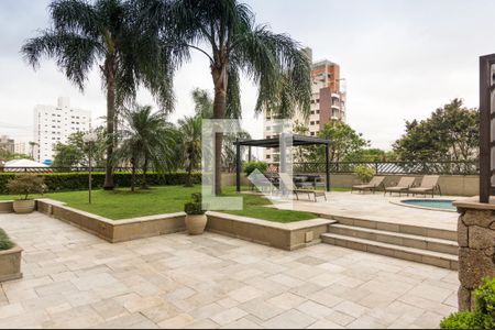 Apartamento à venda com 240m², 3 quartos e 5 vagasÁrea comum - Piscina