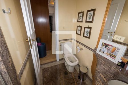 Apartamento à venda com 240m², 3 quartos e 5 vagasEscritório - Banheiro