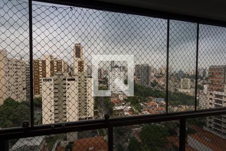 Sala - Vista de apartamento à venda com 3 quartos, 240m² em Sumaré, São Paulo