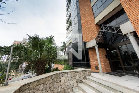 Apartamento à venda com 240m², 3 quartos e 5 vagasEntrada