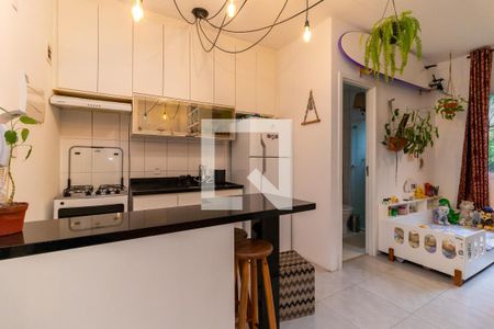 Sala de kitnet/studio para alugar com 1 quarto, 25m² em Vila Campanela, São Paulo