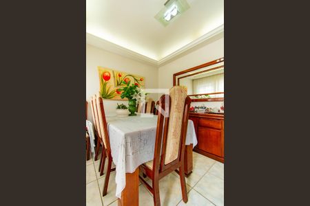 Sala de casa à venda com 3 quartos, 200m² em Igara, Canoas