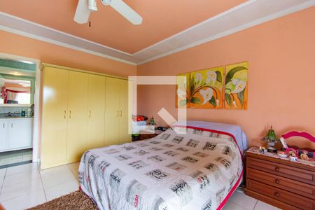 Casa à venda com 200m², 3 quartos e 3 vagas Casa à venda com 200m², 3 quartos e 3 vagasQuarto 1