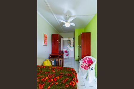 Casa à venda com 200m², 3 quartos e 3 vagas Casa à venda com 200m², 3 quartos e 3 vagasQuarto 2