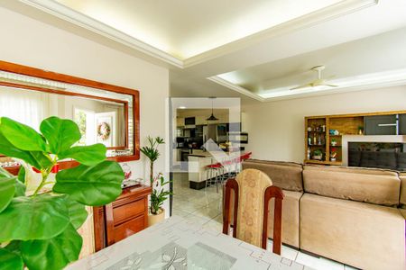 Sala de casa à venda com 3 quartos, 200m² em Igara, Canoas