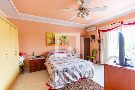 Casa à venda com 200m², 3 quartos e 3 vagas Casa à venda com 200m², 3 quartos e 3 vagasQuarto 1