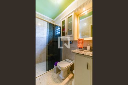 Casa à venda com 200m², 3 quartos e 3 vagas Casa à venda com 200m², 3 quartos e 3 vagasBanheiro