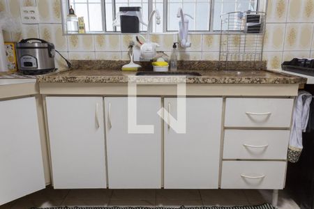 Casa à venda com 125m², 2 quartos e 2 vagas Casa à venda com 125m², 2 quartos e 2 vagasCozinha