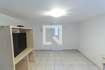Sala de casa para alugar com 2 quartos, 75m² em Vila Ré, São Paulo