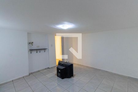Quarto 1 de casa para alugar com 2 quartos, 75m² em Vila Ré, São Paulo