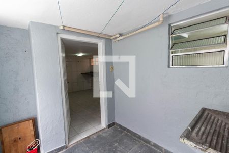 Casa para alugar com 75m², 2 quartos e sem vagaLavanderia