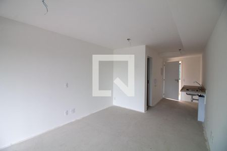 Sala/Quarto  de kitnet/studio à venda com 1 quarto, 33m² em Vila Cordeiro, São Paulo