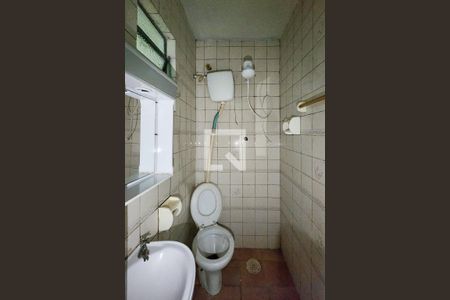 Casa à venda com 138m², 3 quartos e 2 vagasBanheiro da Suíte