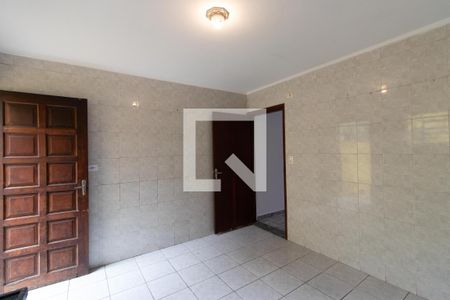 Casa à venda com 120m², 2 quartos e 2 vagasCozinha