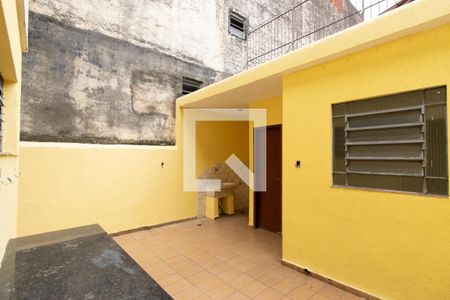 Casa à venda com 120m², 2 quartos e 2 vagasQuintal