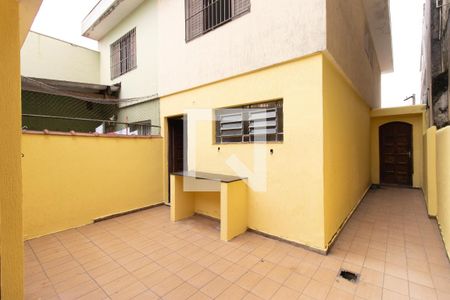 Casa à venda com 120m², 2 quartos e 2 vagasQuintal