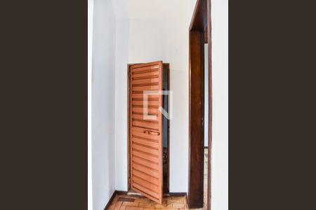 Adega de casa à venda com 4 quartos, 250m² em Jardim Itu Sabará, Porto Alegre