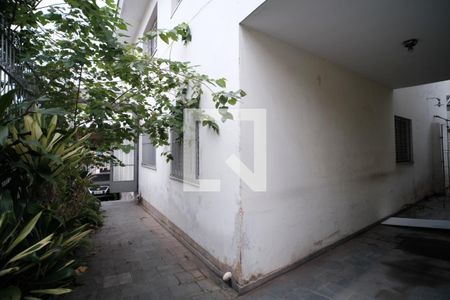 Casa à venda com 224m², 6 quartos e 6 vagasQuintal