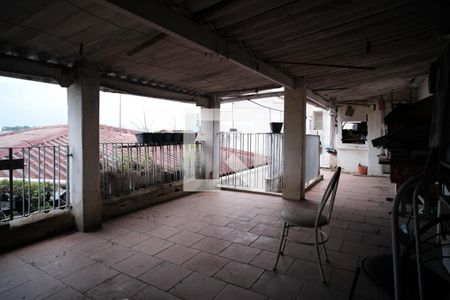 Casa à venda com 224m², 6 quartos e 6 vagasVaranda