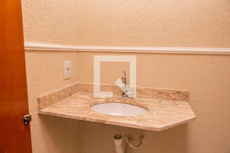 Casa à venda com 119m², 3 quartos e 2 vagas Casa à venda com 119m², 3 quartos e 2 vagasLavabo