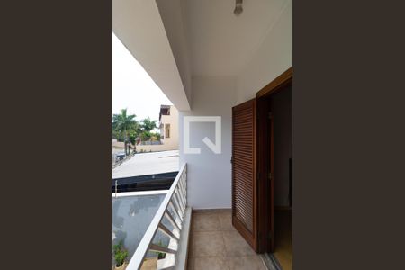 Casa à venda com 540m², 4 quartos e 4 vagasSacada do Quarto 03