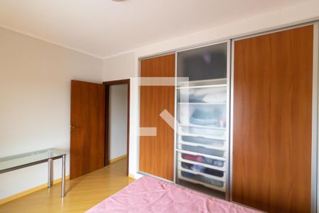 Casa à venda com 540m², 4 quartos e 4 vagasQuarto 01