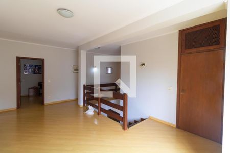 Casa à venda com 540m², 4 quartos e 4 vagasSala íntima