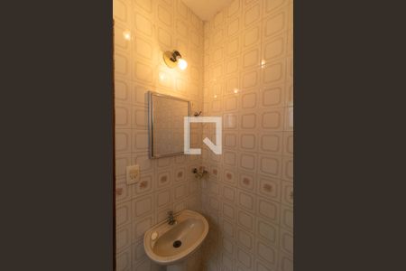 Casa à venda com 540m², 4 quartos e 4 vagasBanheiro de serviço 01