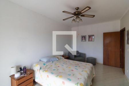 Casa à venda com 540m², 4 quartos e 4 vagasSuíte