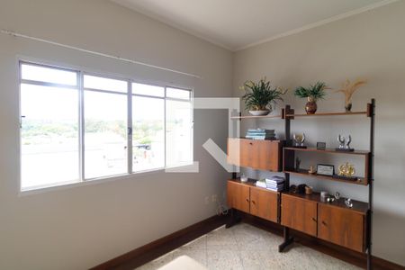 Casa à venda com 540m², 4 quartos e 4 vagasEscritório