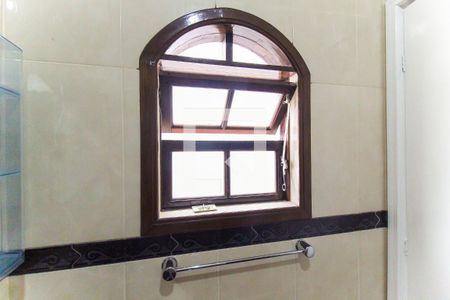 Casa à venda com 180m², 3 quartos e 2 vagas Casa à venda com 180m², 3 quartos e 2 vagasBanheiro da Suíte