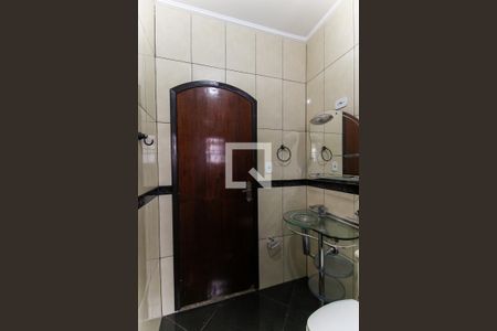 Casa à venda com 180m², 3 quartos e 2 vagas Casa à venda com 180m², 3 quartos e 2 vagasBanheiro 2