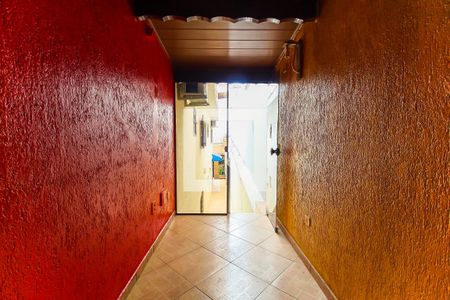 Casa à venda com 180m², 3 quartos e 2 vagas Casa à venda com 180m², 3 quartos e 2 vagasVaranda da Suíte