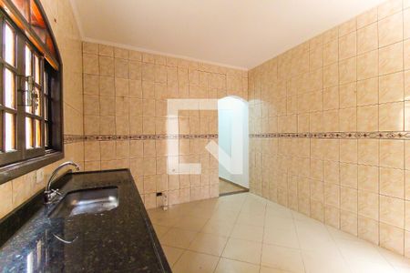 Casa à venda com 180m², 3 quartos e 2 vagas Casa à venda com 180m², 3 quartos e 2 vagasCozinha