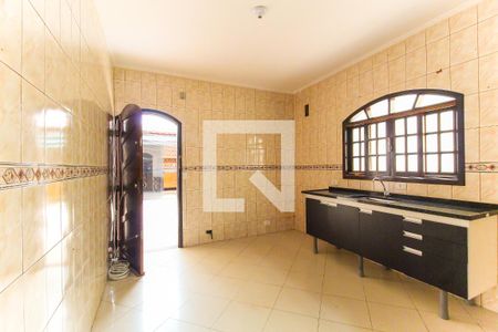Casa à venda com 180m², 3 quartos e 2 vagas Casa à venda com 180m², 3 quartos e 2 vagasCozinha