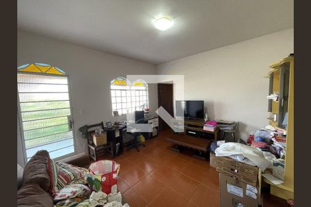 Sala 2 de casa à venda com 4 quartos, 160m² em Eldorado, Contagem