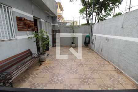 Casa à venda com 200m², 2 quartos e 2 vagasQuintal