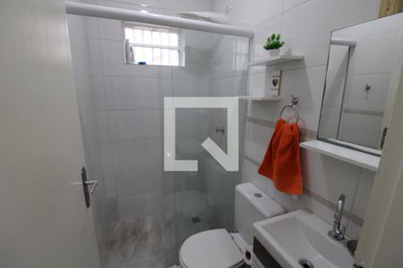 Casa à venda com 200m², 2 quartos e 2 vagasBanheiro 1