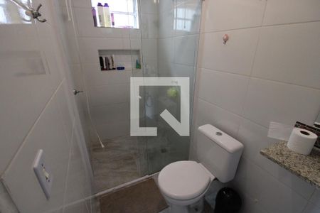 Casa à venda com 200m², 2 quartos e 2 vagasBanheiro 2