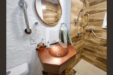 Apartamento à venda com 72m², 2 quartos e 1 vagaBanheiro Corredor