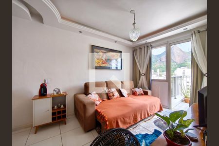 Sala de apartamento à venda com 2 quartos, 72m² em Grajaú, Rio de Janeiro