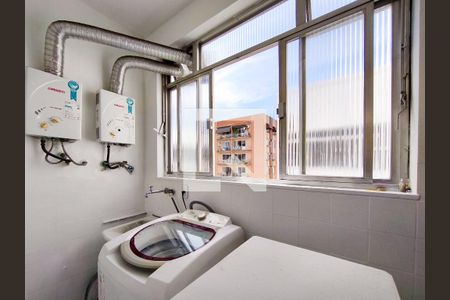 Apartamento à venda com 72m², 2 quartos e 1 vagaÁrea de Serviço