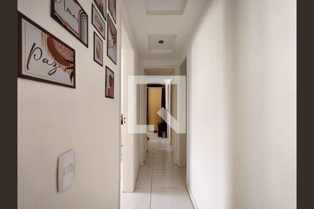 Corredor de apartamento à venda com 2 quartos, 72m² em Grajaú, Rio de Janeiro