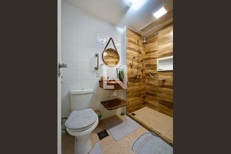 Apartamento à venda com 72m², 2 quartos e 1 vagaBanheiro Corredor