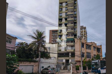 Apartamento à venda com 72m², 2 quartos e 1 vagaFachada e portaria
