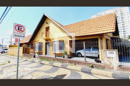 Casa à venda com 153m², 5 quartos e 2 vagas Casa à venda com 153m², 5 quartos e 2 vagasFachada do Prédio