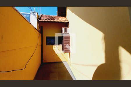 Casa à venda com 153m², 5 quartos e 2 vagas Casa à venda com 153m², 5 quartos e 2 vagasCorredor