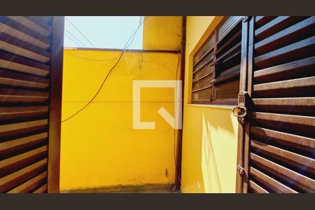 Casa à venda com 153m², 5 quartos e 2 vagas Casa à venda com 153m², 5 quartos e 2 vagasVista da Suíte