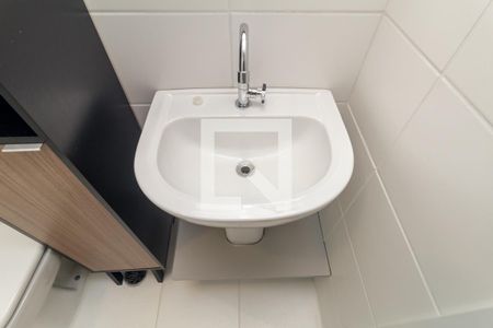 Apartamento à venda com 35m², 2 quartos e sem vaga Apartamento à venda com 35m², 2 quartos e sem vagaBanheiro