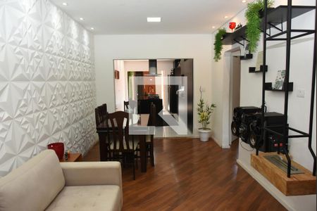 Sala de casa à venda com 3 quartos, 190m² em Cidade Dutra, São Paulo